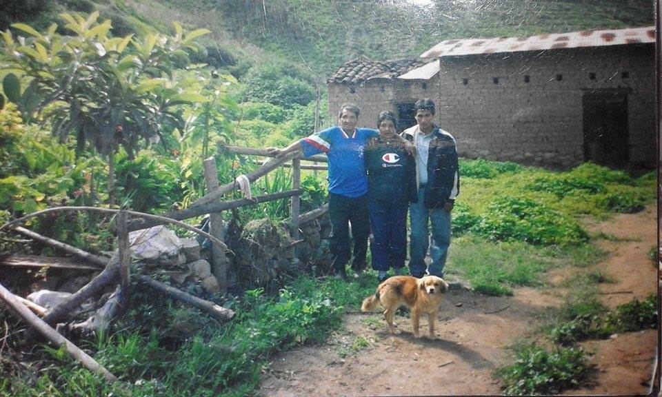 residencia-canina t christian alexander d2c7caeb-cb2b-453b-a0e8-10a2b91263b4